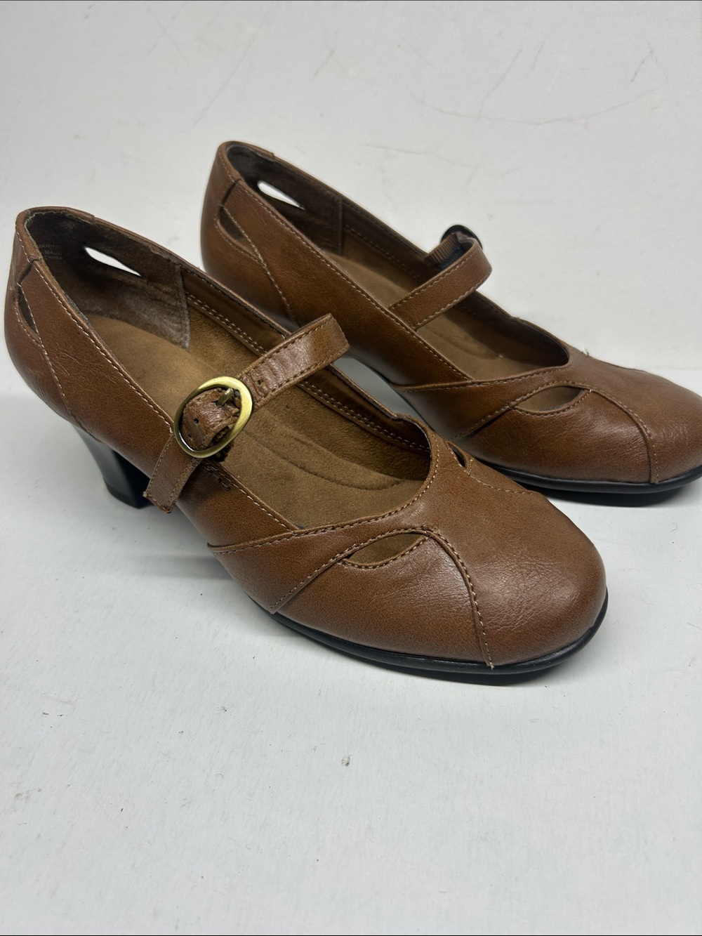 Brown Mary Jane Heel Pump - Classic Women's Dress Shoe